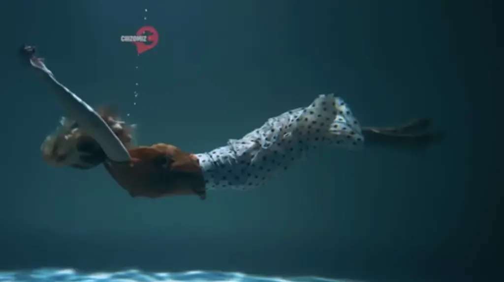 Depression: A Complete Guide to Understanding, Symptoms, and Treatment 5 Drowning in depression